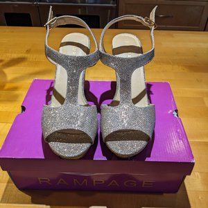 Rampage, 9.5, Brand new in a box